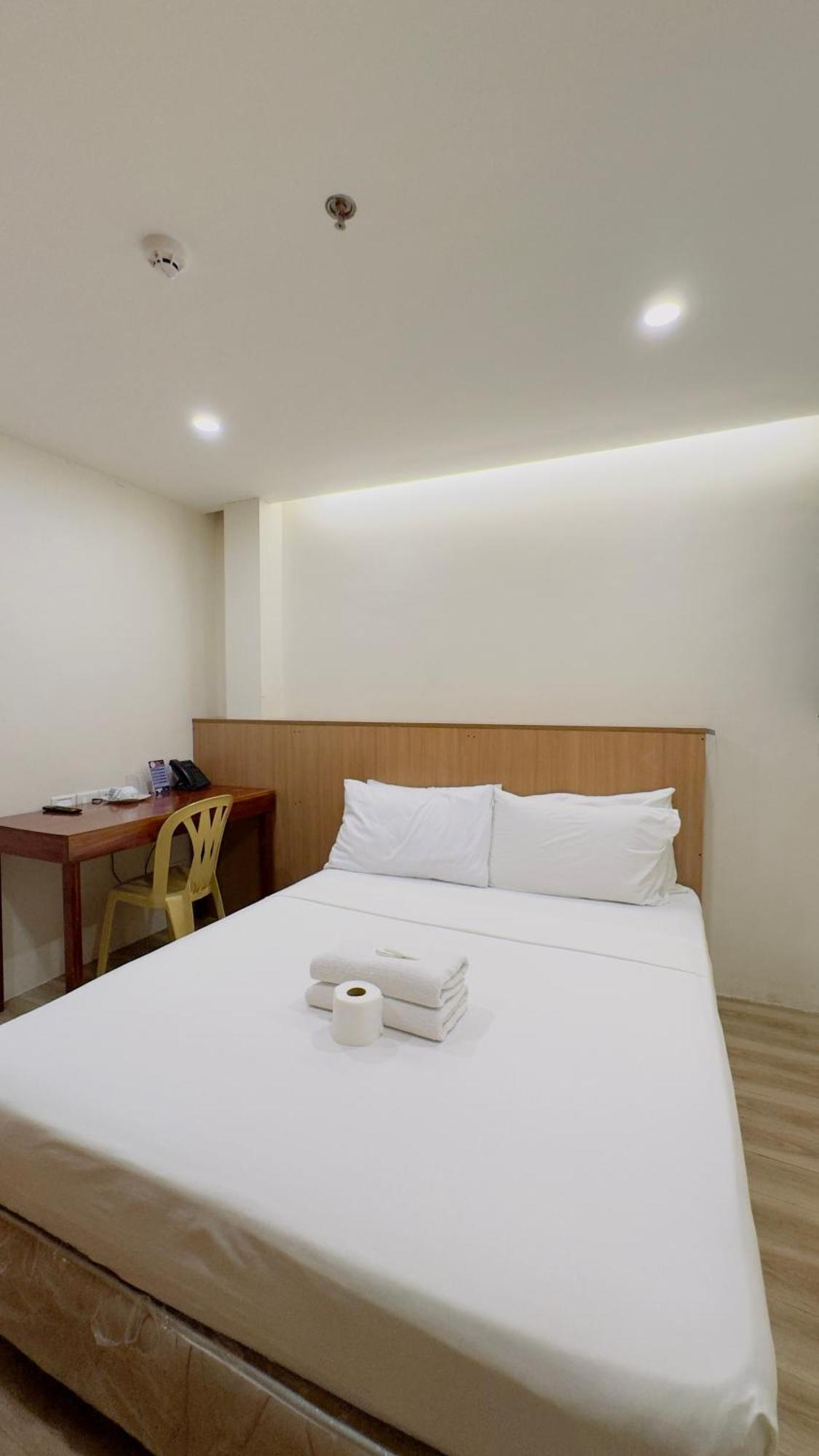 La Anclar Hotel Davao Zewnętrze zdjęcie