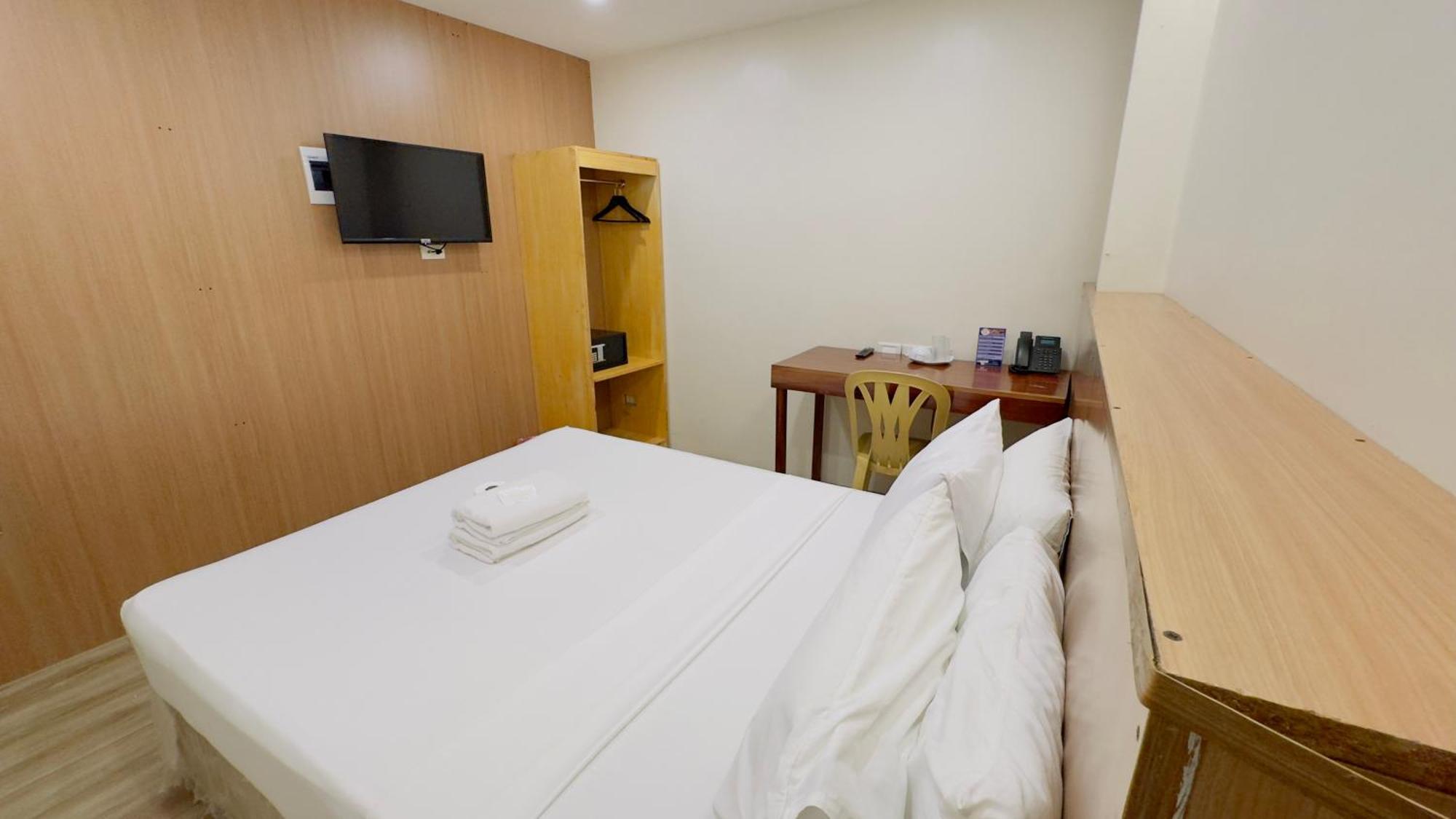 La Anclar Hotel Davao Zewnętrze zdjęcie